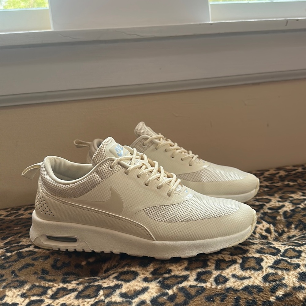 AIR MAX THEA - BEIGE/TAN 🧸